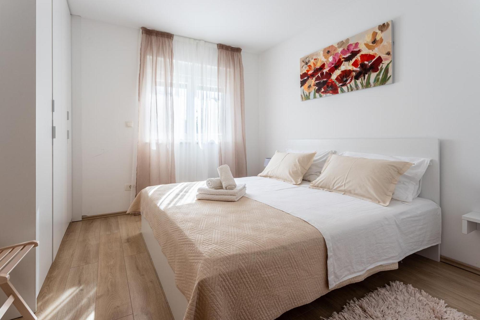 Villa Ana Perfect For Families With Kids And Groups,House With Heated Pool Подстрана Екстериор снимка
