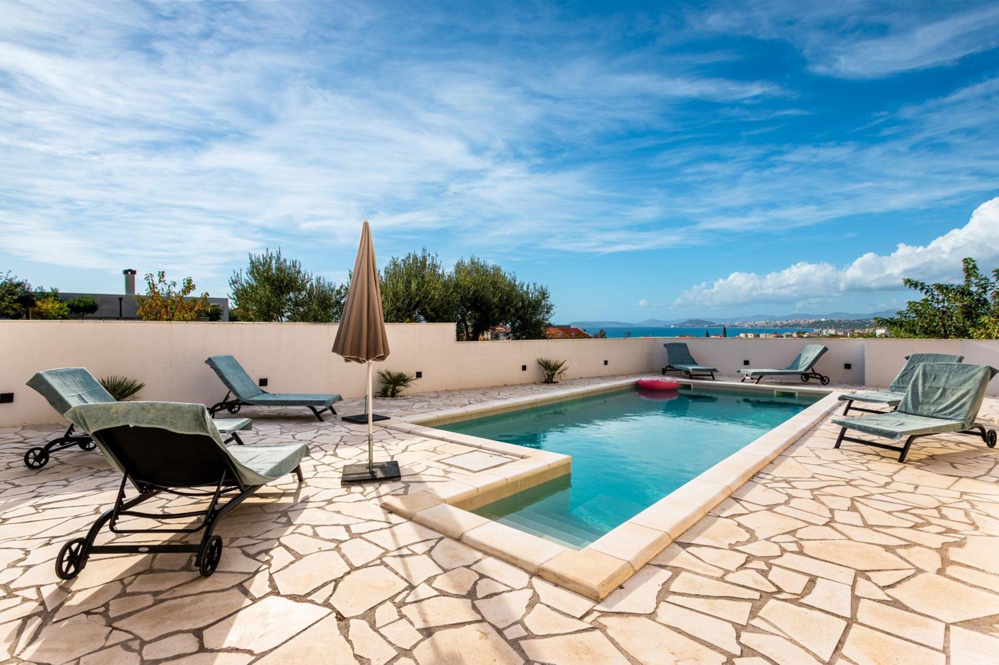 Villa Ana Perfect For Families With Kids And Groups,House With Heated Pool Подстрана Екстериор снимка